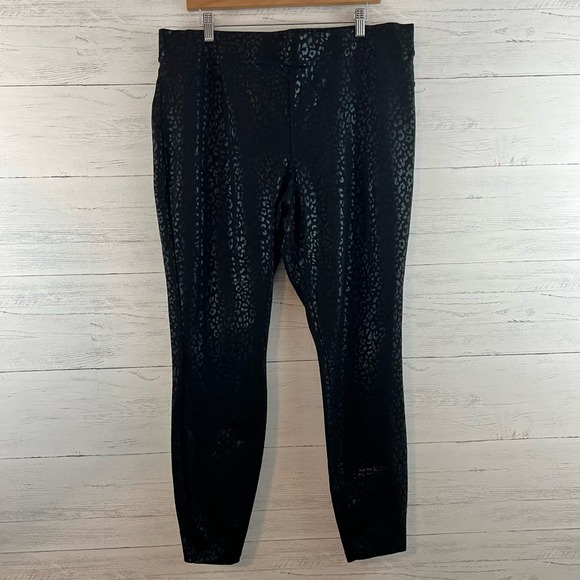 Terra & Sky Coated Leopard Print Pull On Skinny Pants Size 1X - Picture 1 of 7